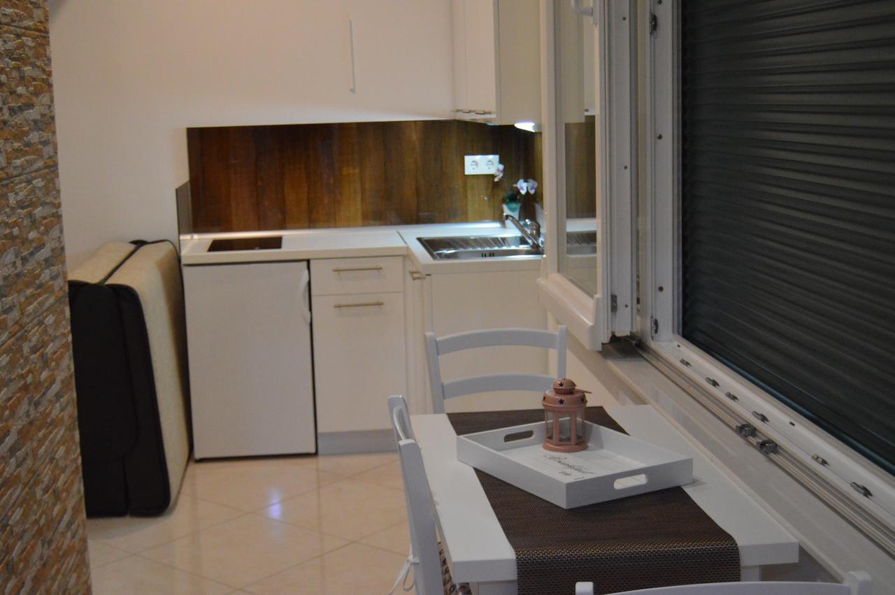 Apartment Ferara Betina  Esterno foto