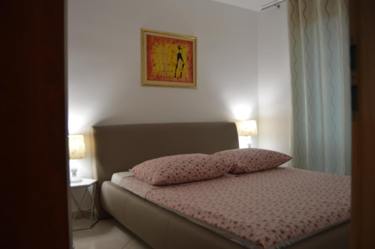Apartment Ferara Betina  Esterno foto